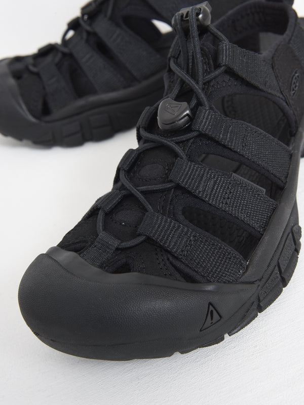 NEWPORT H2 _TRIPLE BLACK_79